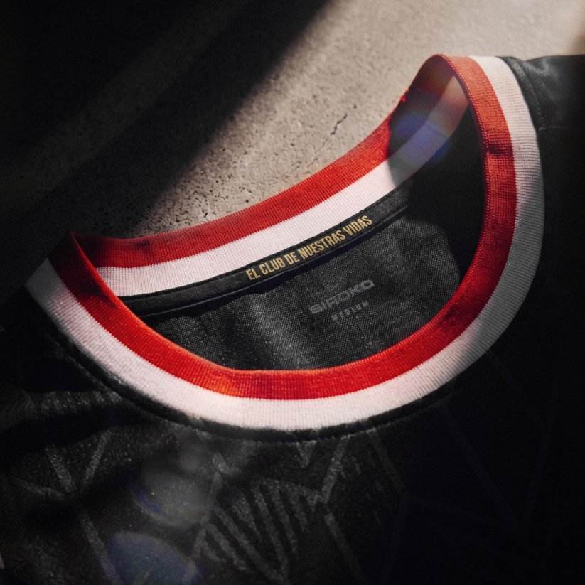 Official Kits