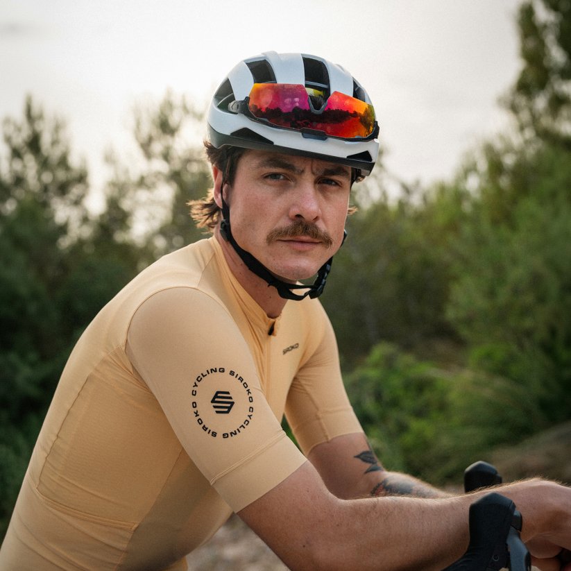 Štrkové cyklistické vybavenie pre mužov