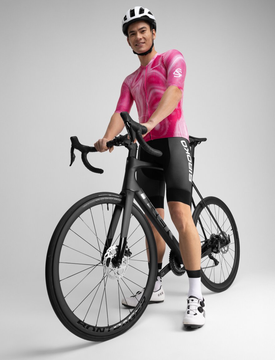 Maillot de cyclisme Ghisallo Cycling Museum, noir et blanc Maillot de cyclisme Ghisallo Cycling Museum, noir et blanc