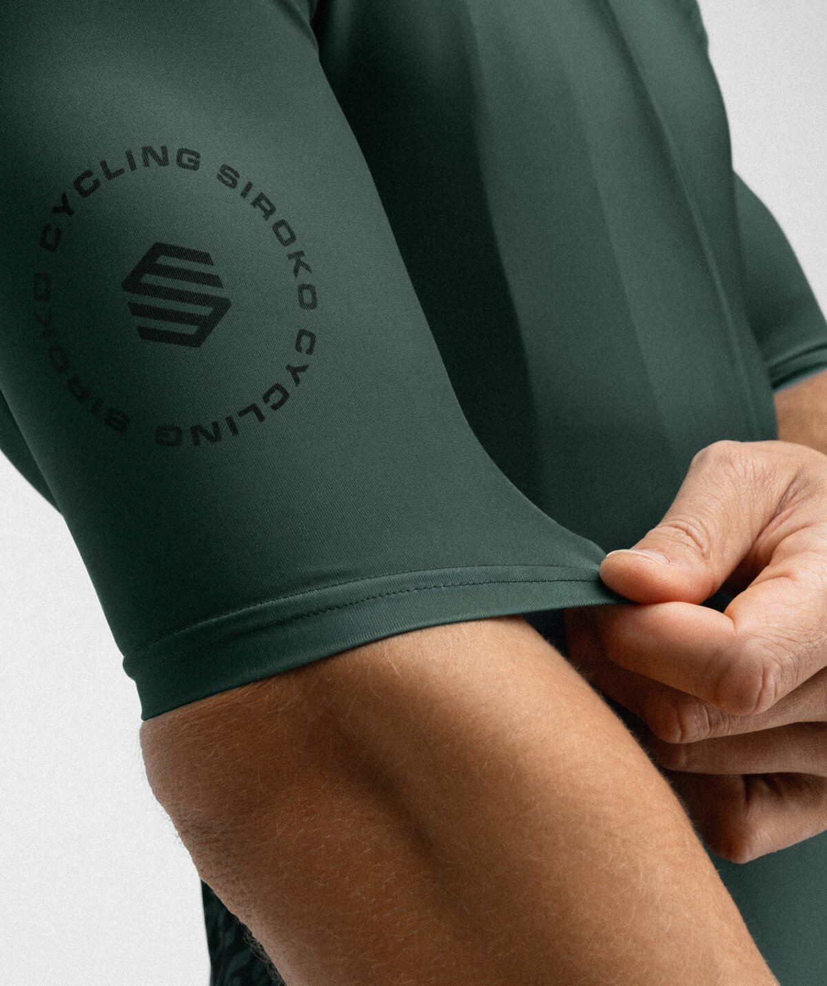 SIROKO - Wielershirt Siroko M2 Dirty Road - S - Legergroen SIROKO - Wielershirt Siroko M2 Dirty Road - S - Legergroen