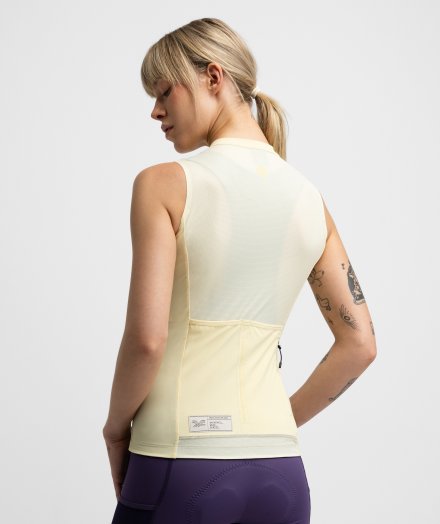 GM4 Strata Light Yellow