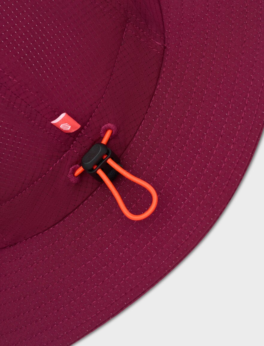 Tatra Maroon
