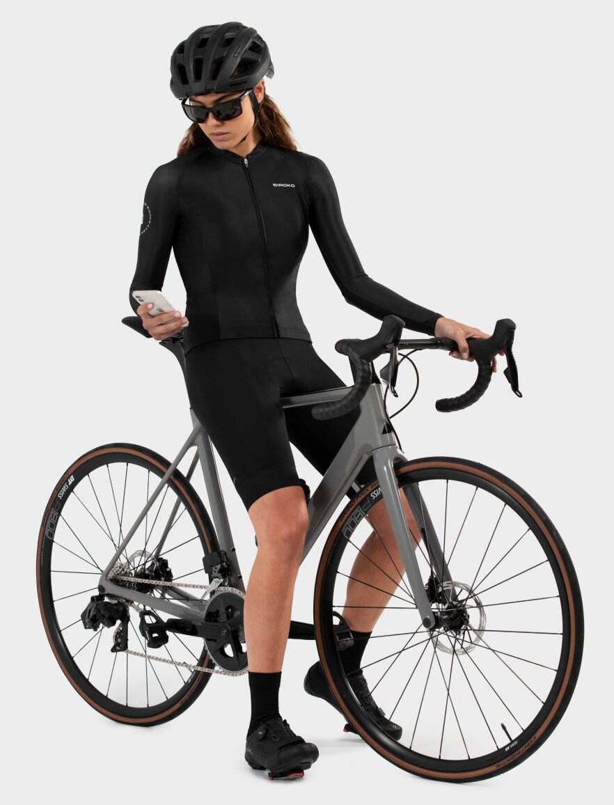 Maillot De Vélo Femme SIROKO M2 Venturi - Manches Courtes, Respirabilité Breathlock+ | 3 Poches Arrière, Détails Réfléchissants