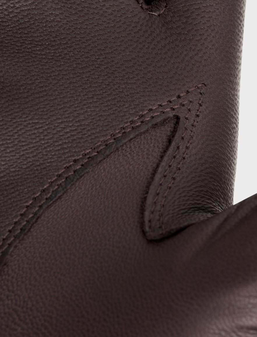 Fescue Dark Brown Right