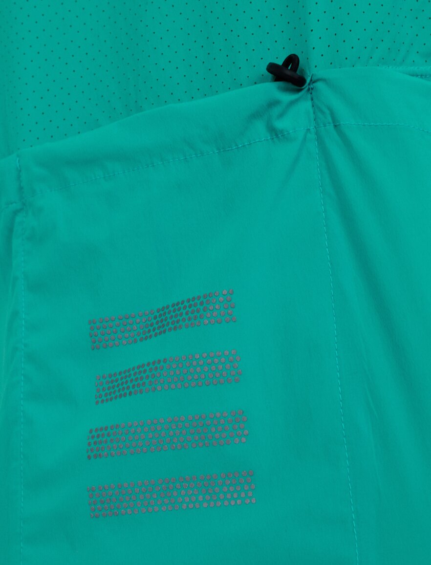 V2 Breeze Green
