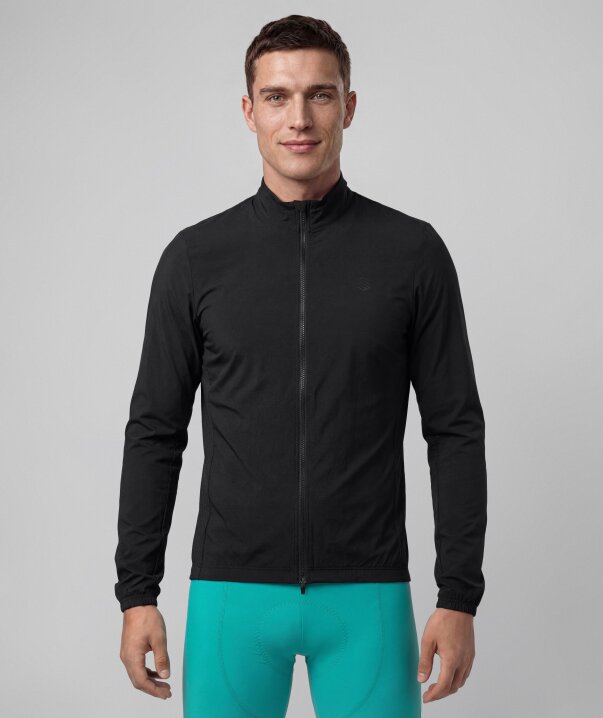 J4 Windbreak Black