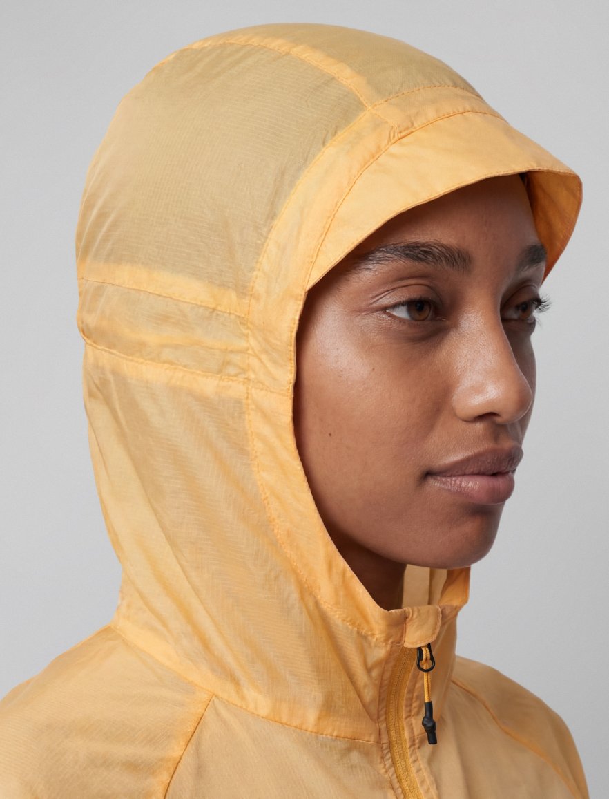 Laugavegur-W Yellow