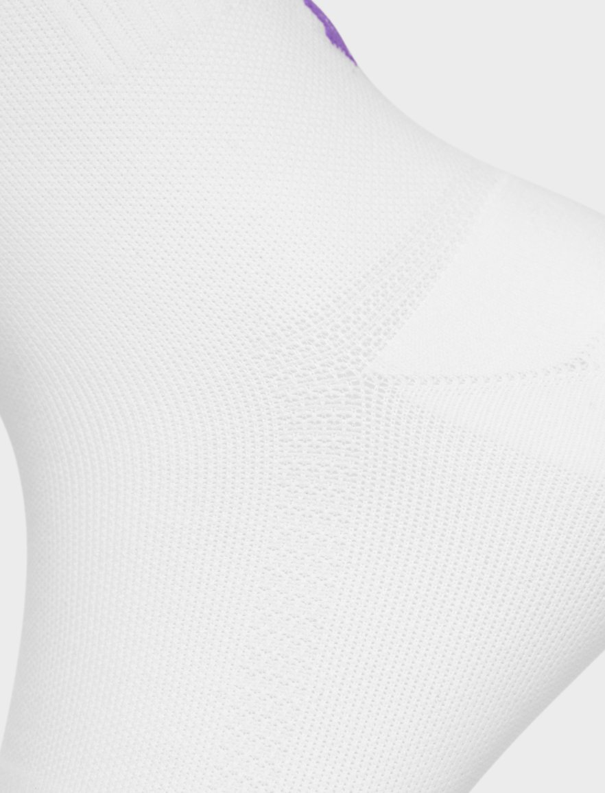 BBC Amp White