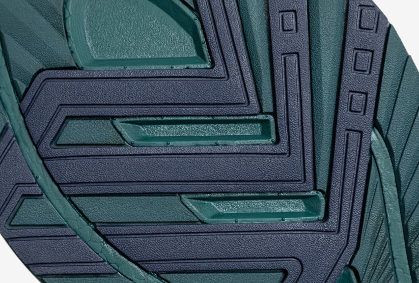NOMAD #002 LEFT
