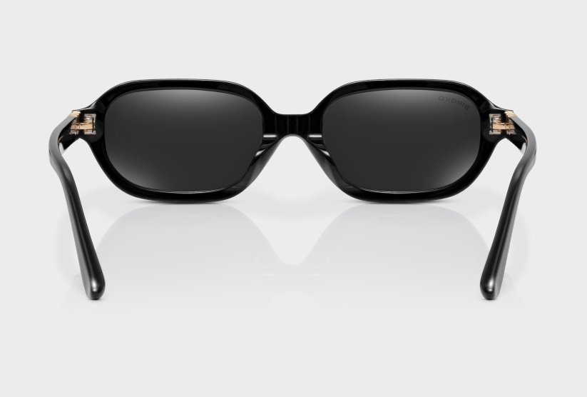 Oblong Total Black