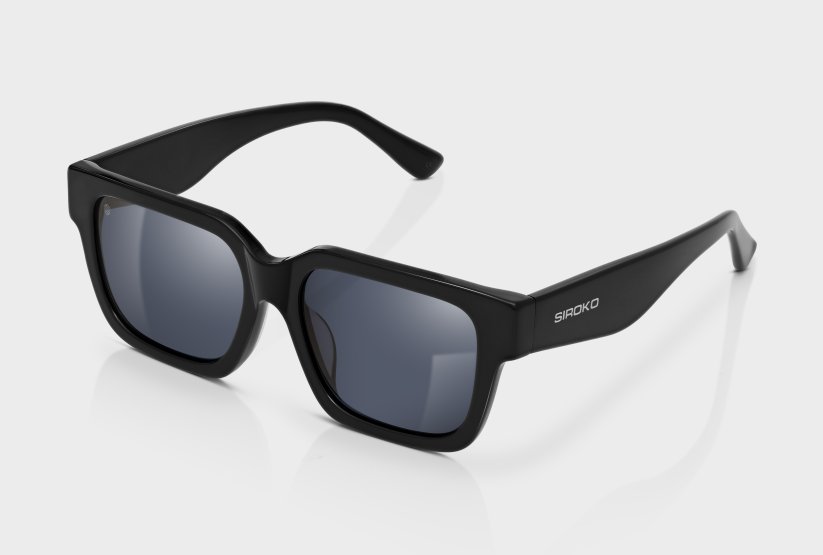 Squarish Black