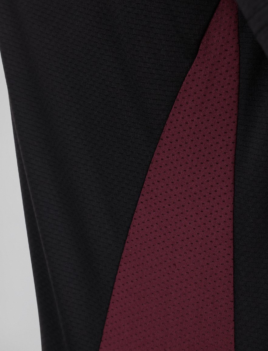 Sports Tee Black/Burgundy W