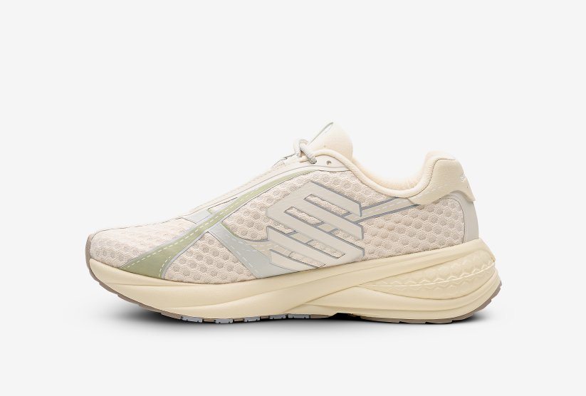 TRAINER #001 RIGHT
