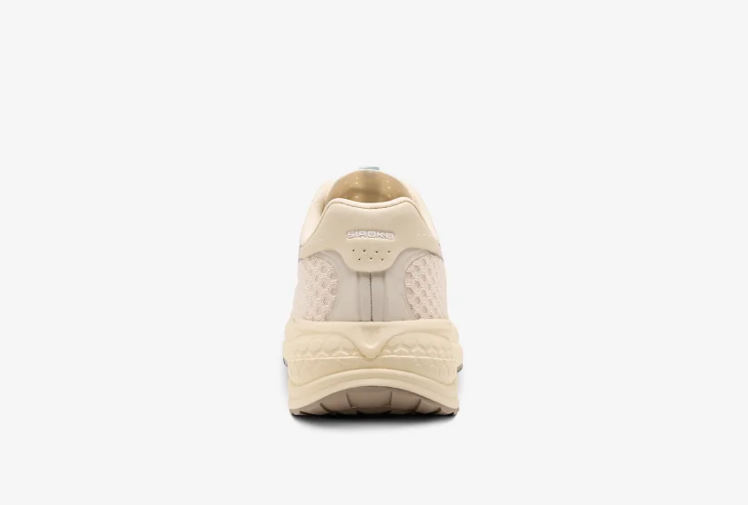 TRAINER #001 RIGHT