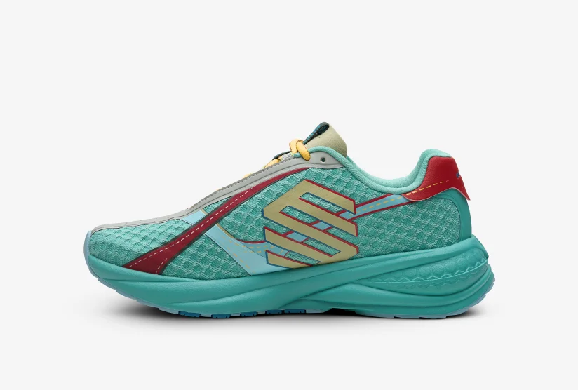 TRAINER #002 RIGHT