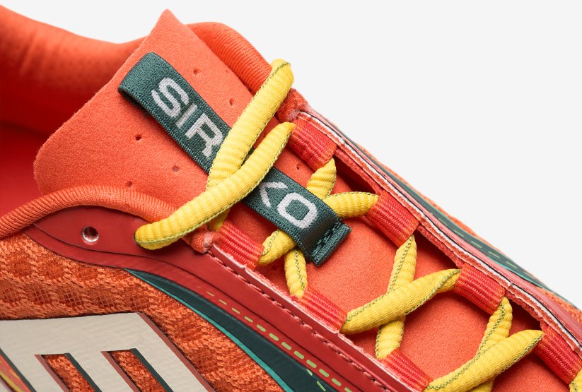 TRAINER #003 RIGHT