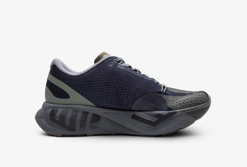 RACER #001 LEFT