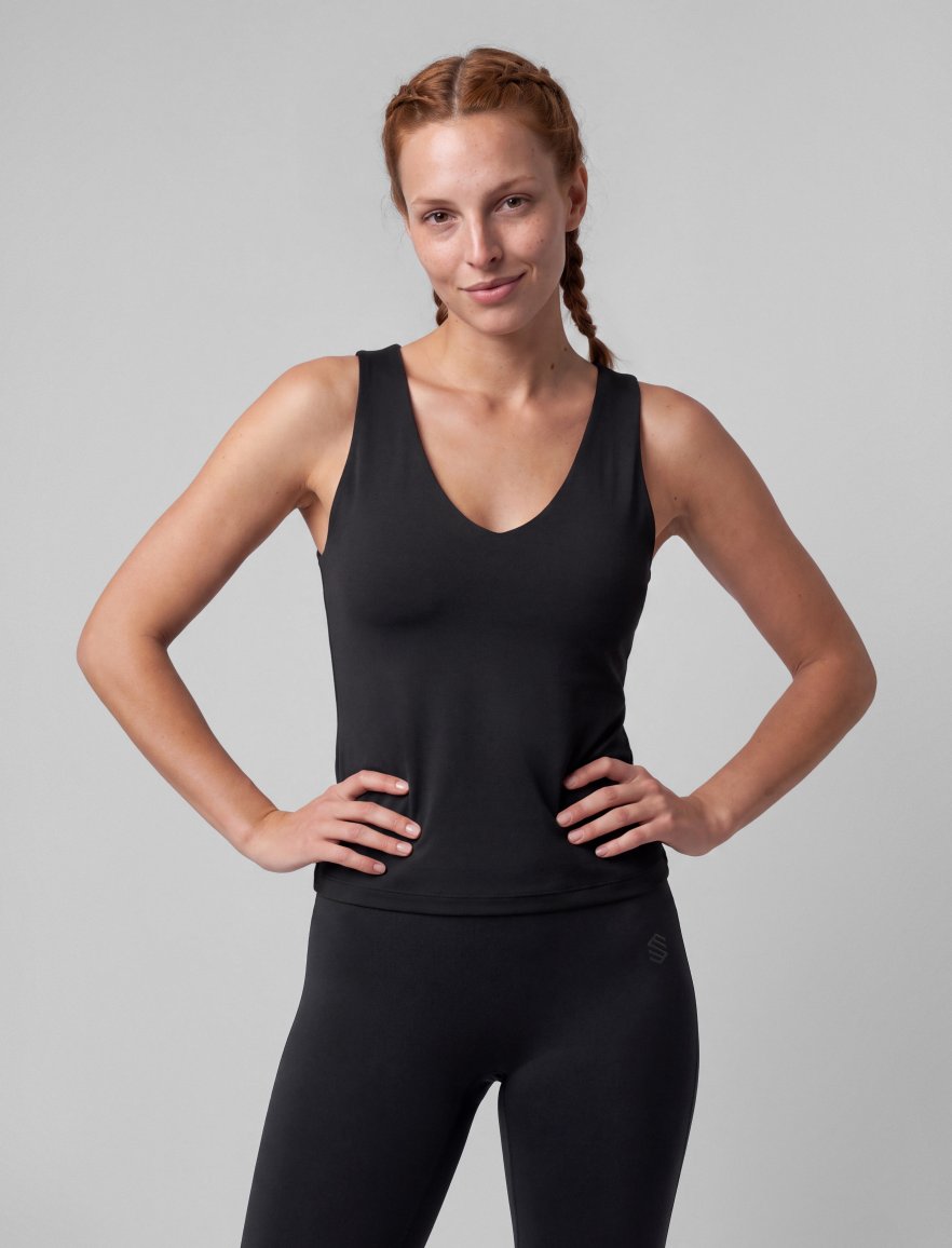 Giselle-W Black
