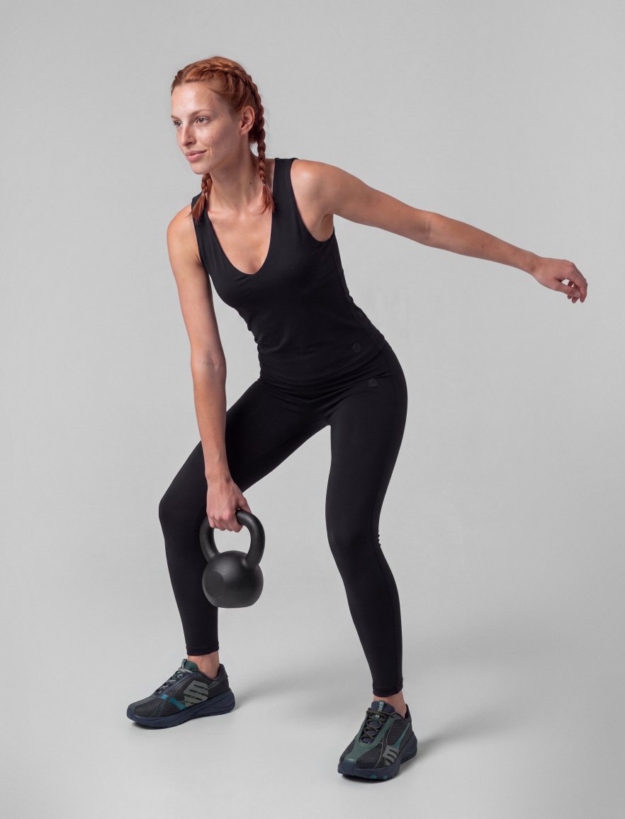 Giselle-W Black