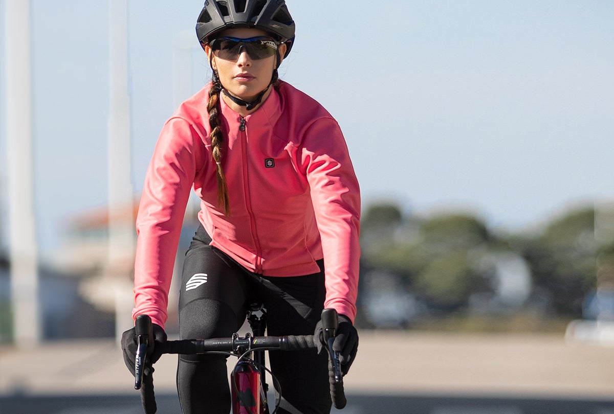 Il mito dell’allenamento di fondo e altri errori del ciclismo invernale breakaway winter jacket lifestyle 02